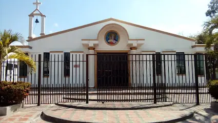 Iglesia Maria Auxiliadira Pradera