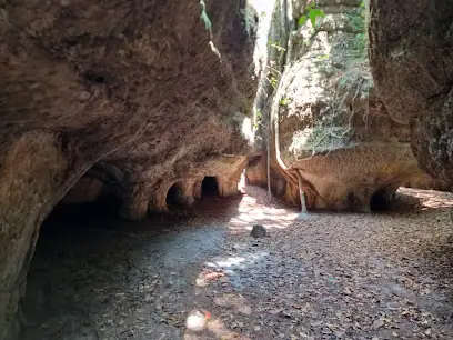Reserva Túneles Naturales