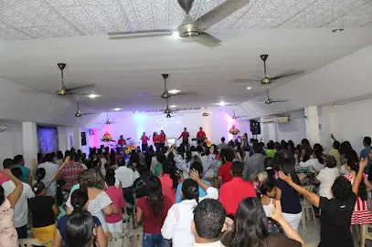 Iglesia cuadrangular corozal