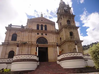 PARROQUIA NUESTRA SEÑORA DEL AMPARO DE CHINAVITA